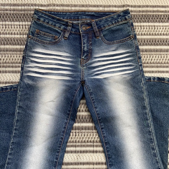 Japanese brand jeans with flare leg🎁24 hour price drop!! - Picture 1 of 9